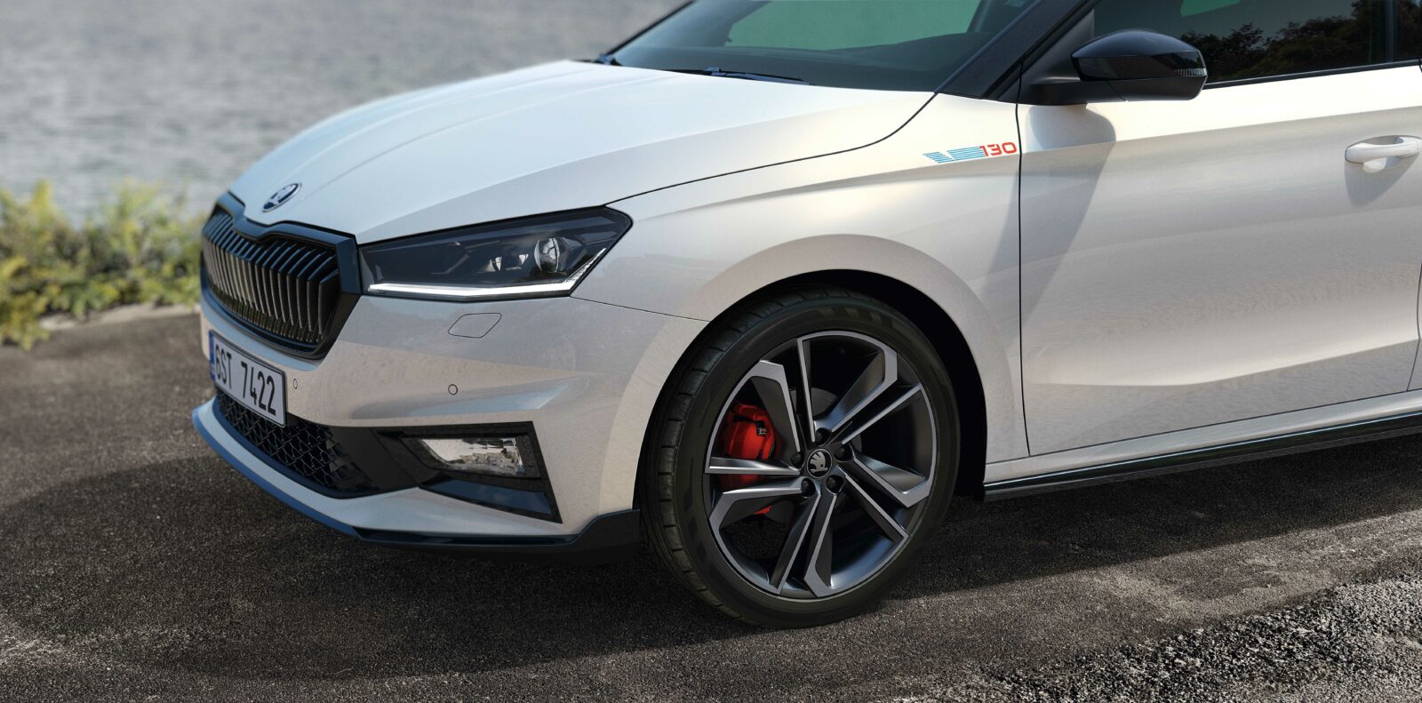 Škoda Fabia 130: una edición limitada que celebra el aniversario de Škoda Auto y su legado en el automovilismo