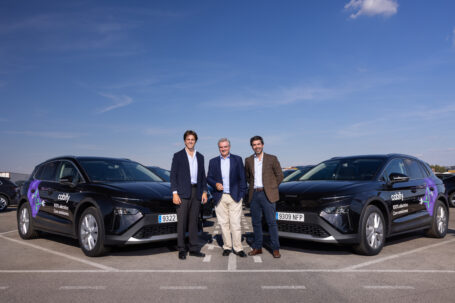 Škoda entrega una flota de 120 unidades de su modelo eléctrico Elroq a Cabify