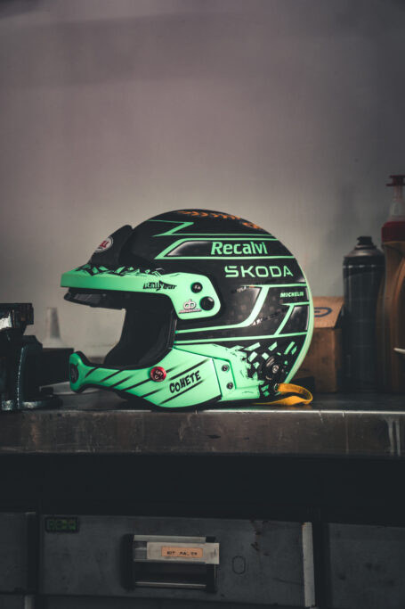 Škoda proporciona un mono muy especial a los Supercampeones José Antonio “Cohete” Suárez y Alberto Iglesias Pin para celebrar el título del S-CER (12)