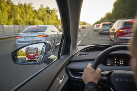 Škoda añade AirConsole, Škoda Play y Spotify al sistema de infoentretenimiento de los vehículos eléctricos