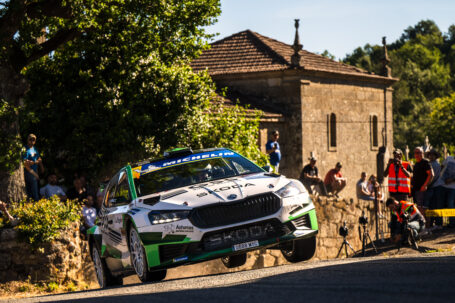 José Antonio “Cohete” Suárez y Alberto Iglesias Pin refuerzan su liderato en el Rally de Ourense