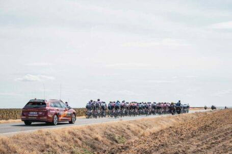 Los nuevos Škoda Peaq y Epiq serán los protagonistas de La Vuelta