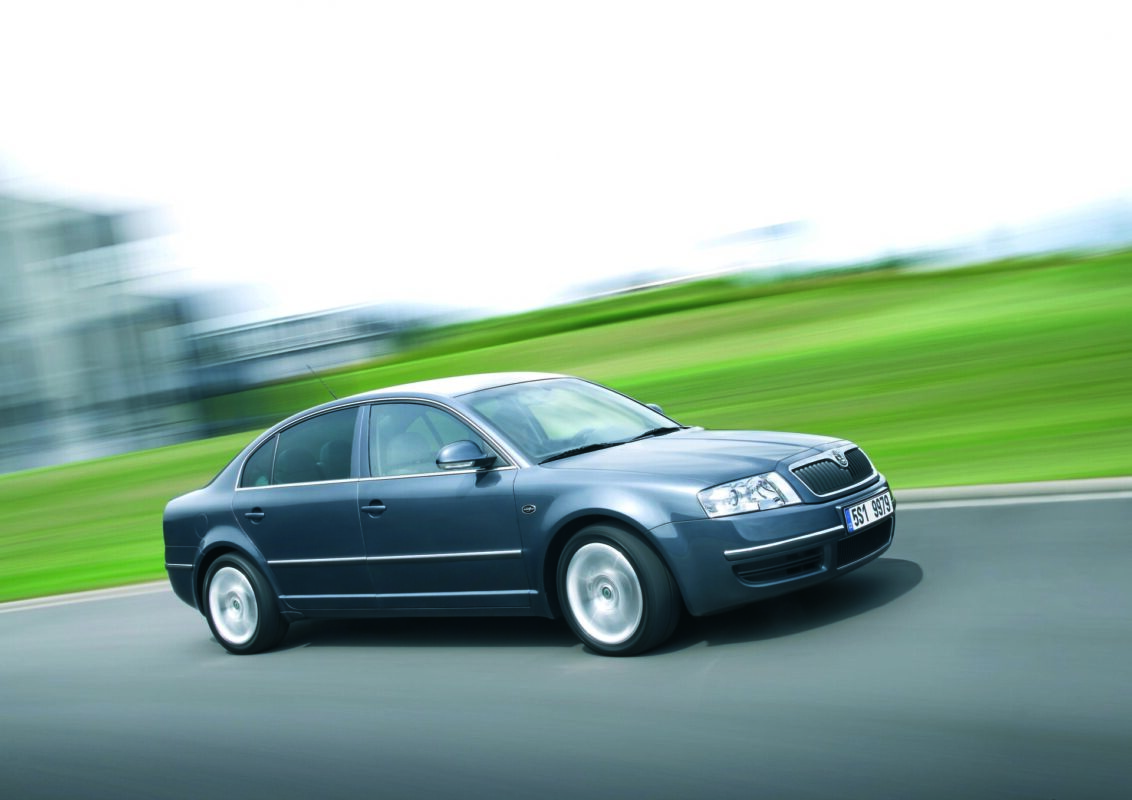Škoda Superb: 25 años de comodidad, espacio y excelencia técnica