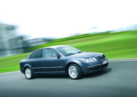 Imagen Škoda Superb: 25 años de comodidad, espacio y excelencia técnica