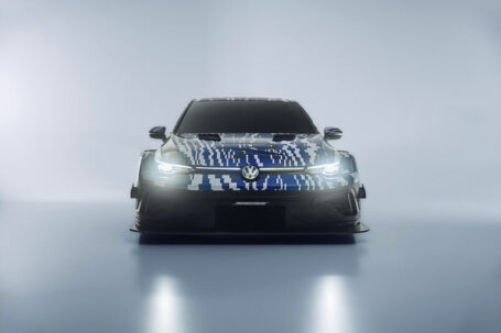 Golf R
