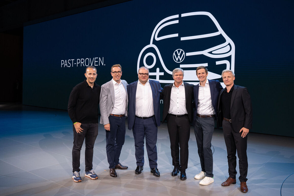 Los semiconductores, en el centro de la innovación automovilística: el Grupo Volkswagen destaca su estrategia de adquisiciones y la alianza con Rivian en el IAA