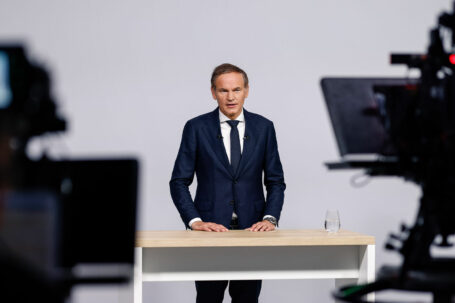 Reforzar lo esencial, invertir con propósito en el futuro y generar valor duradero: Oliver Blume presenta las principales palancas del plan de futuro en la Junta General Anual de Volkswagen AG